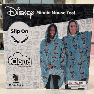 Disney Minnie Mouse Teal Cloud Wearable Blanket